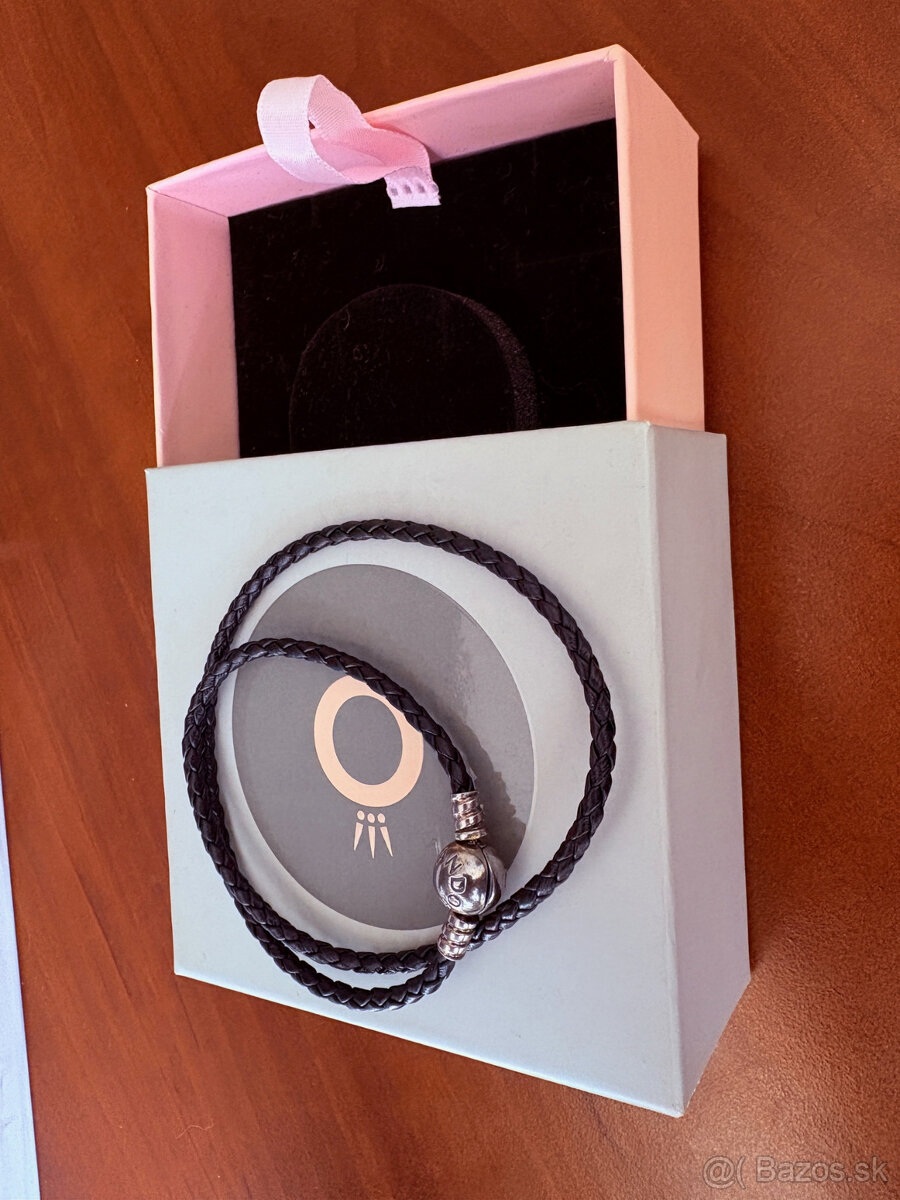 Pandora kožený originál náramok "Moments"