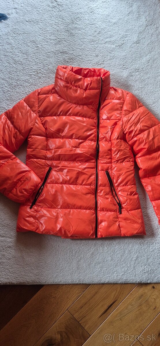NOVá bunda Reserved 34/36