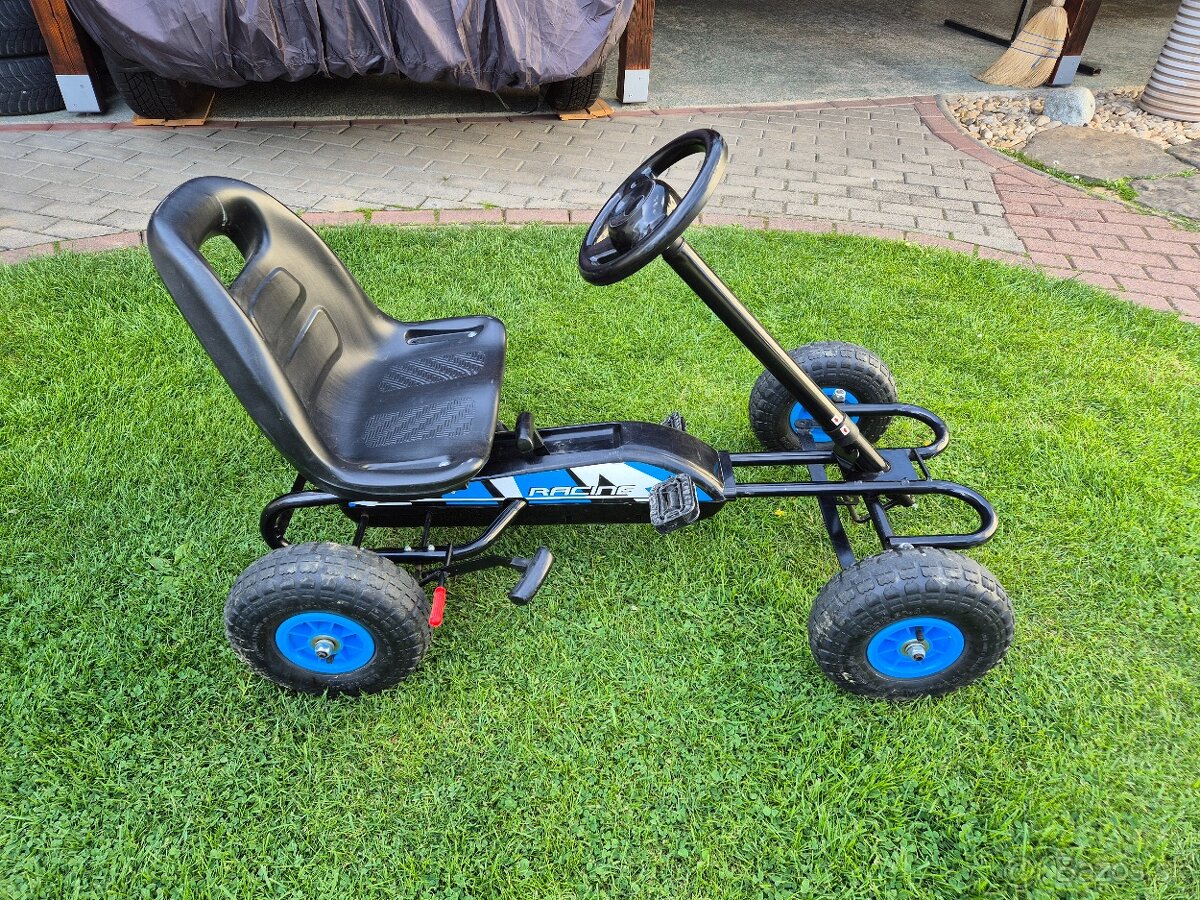 slapacia motorkára