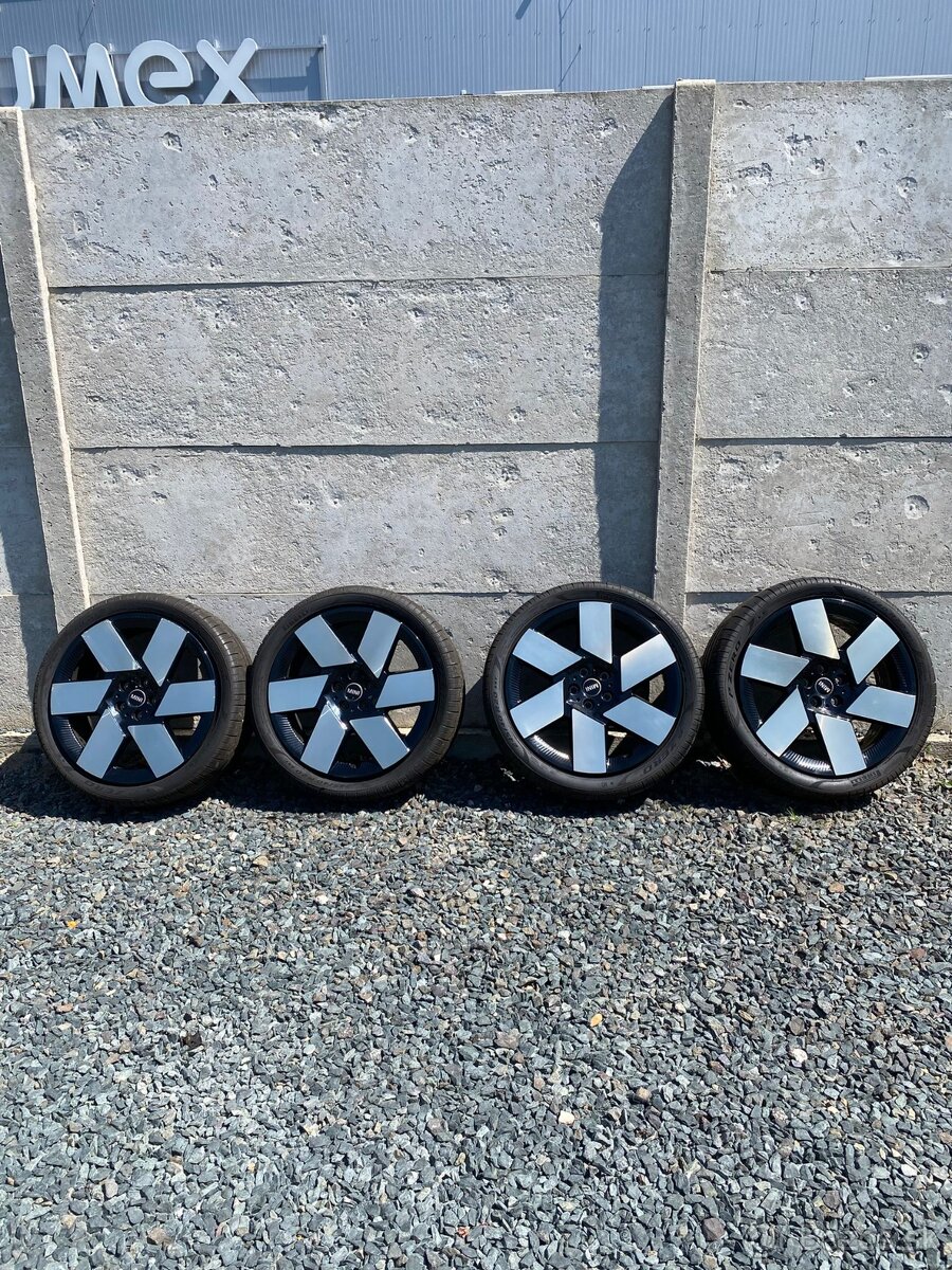 Originálne alu disky E 8J x 20" ЕТ46, PCD 5x112 IS46 5A269