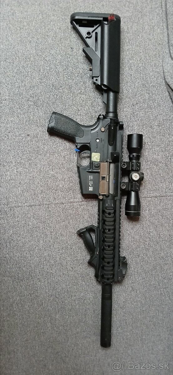 Predám airsoft M4 delta armory