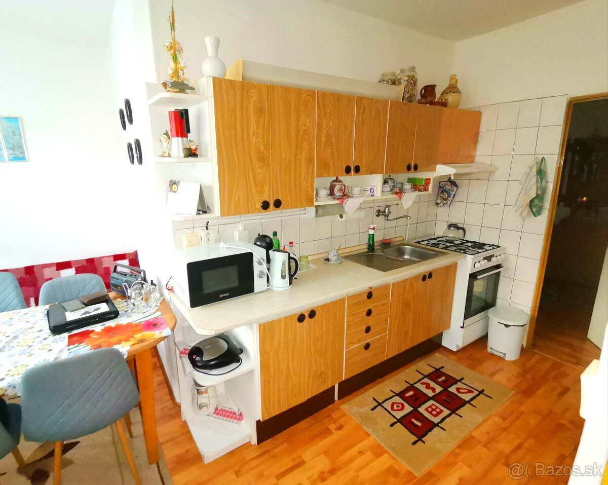 Predaj,3izb.byt s balkonom v obci Cinobana