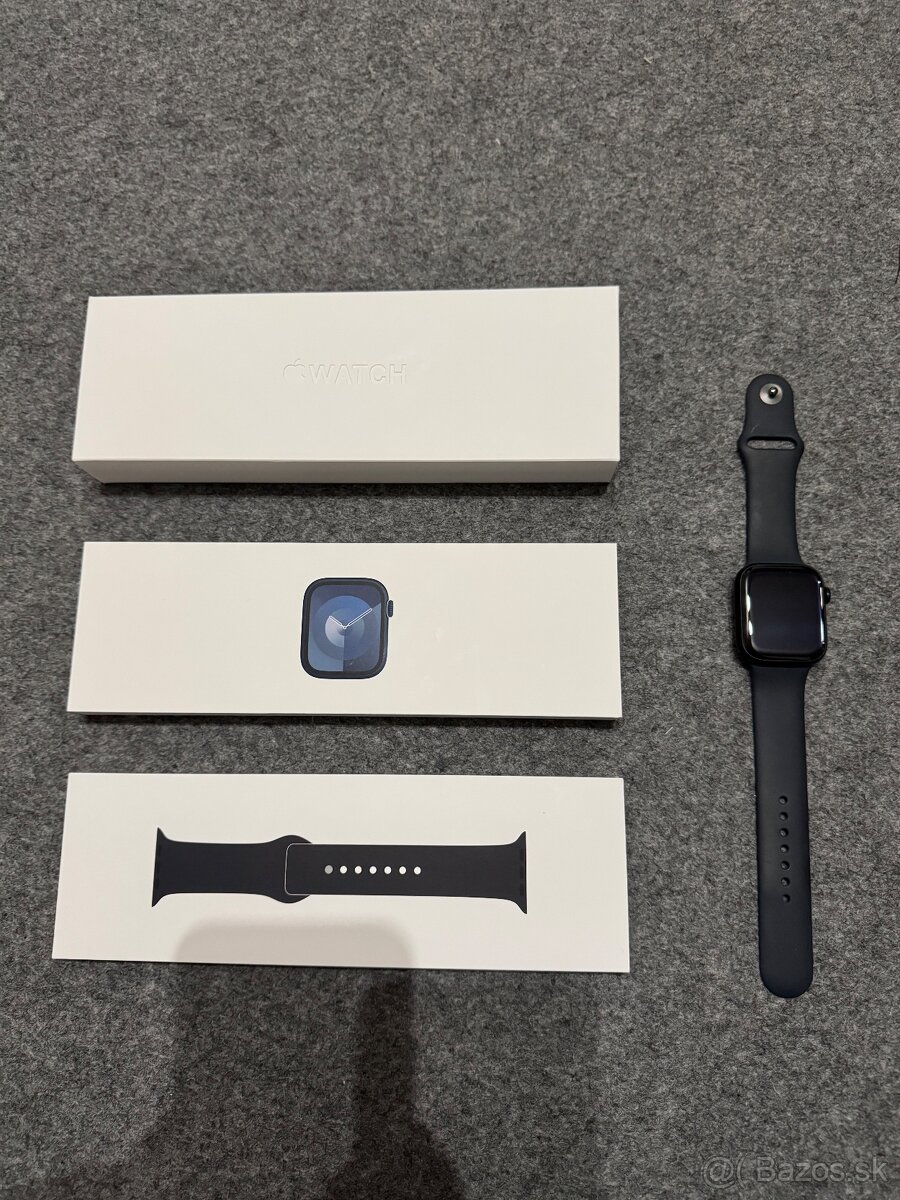 Apple Watch Series 9 45mm Aluminium Case Midnight