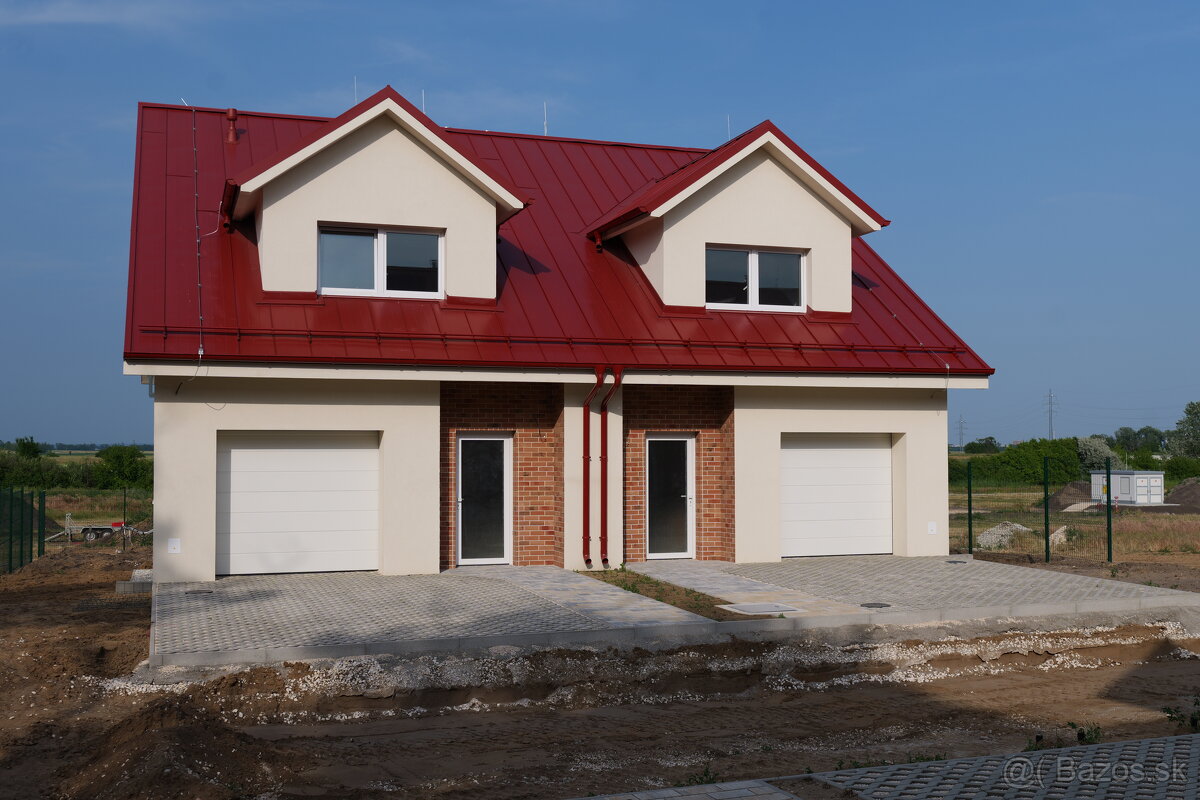 C2.1 - Moderný 4-izbový dvojdom s garážou v projekte Sln