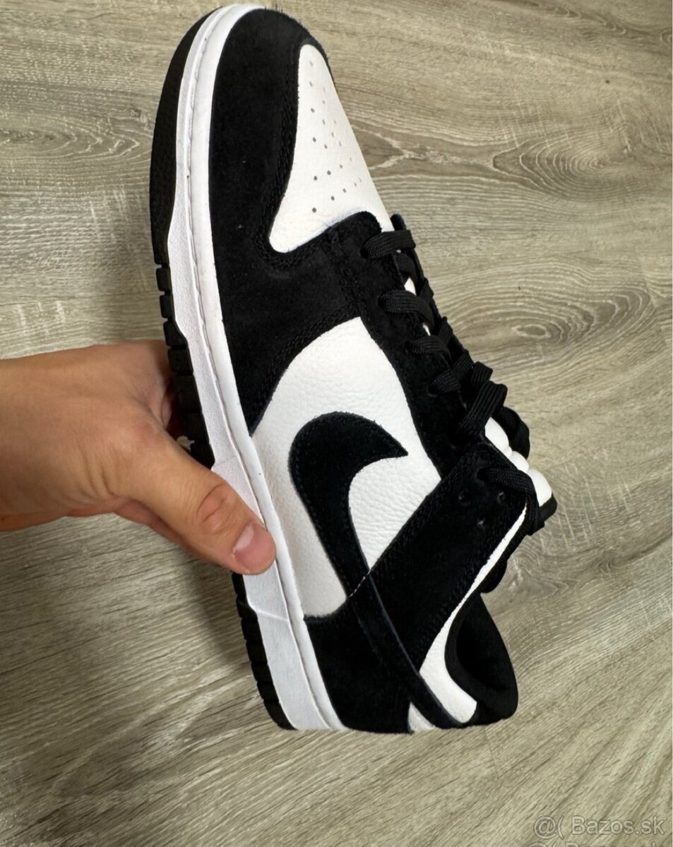 NIKE Dunk low Retro Black / White SE 45,5
