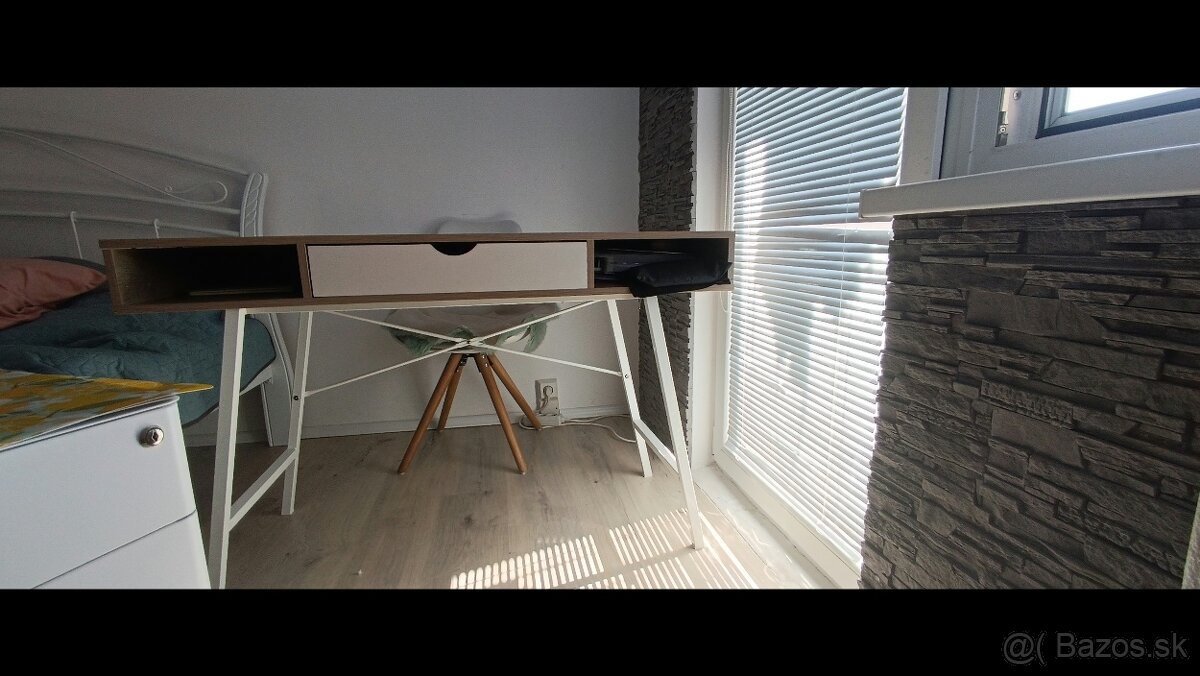 Posúvam stôl 50€