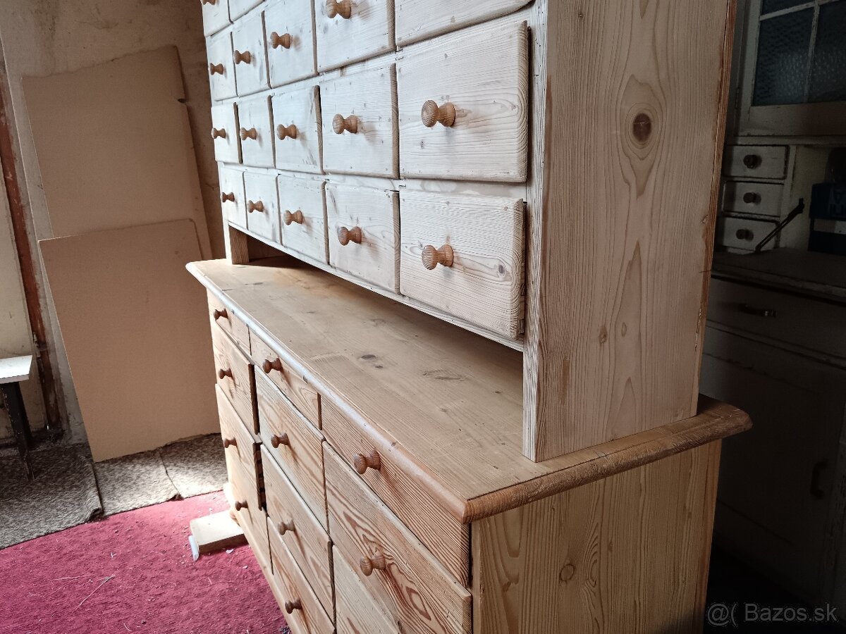 Starožitná skrín, LÉKÁRENSKÁ šuplíková skrín, smrková komoda