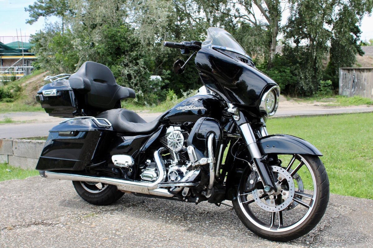Harley Davidson Street Glide Custom