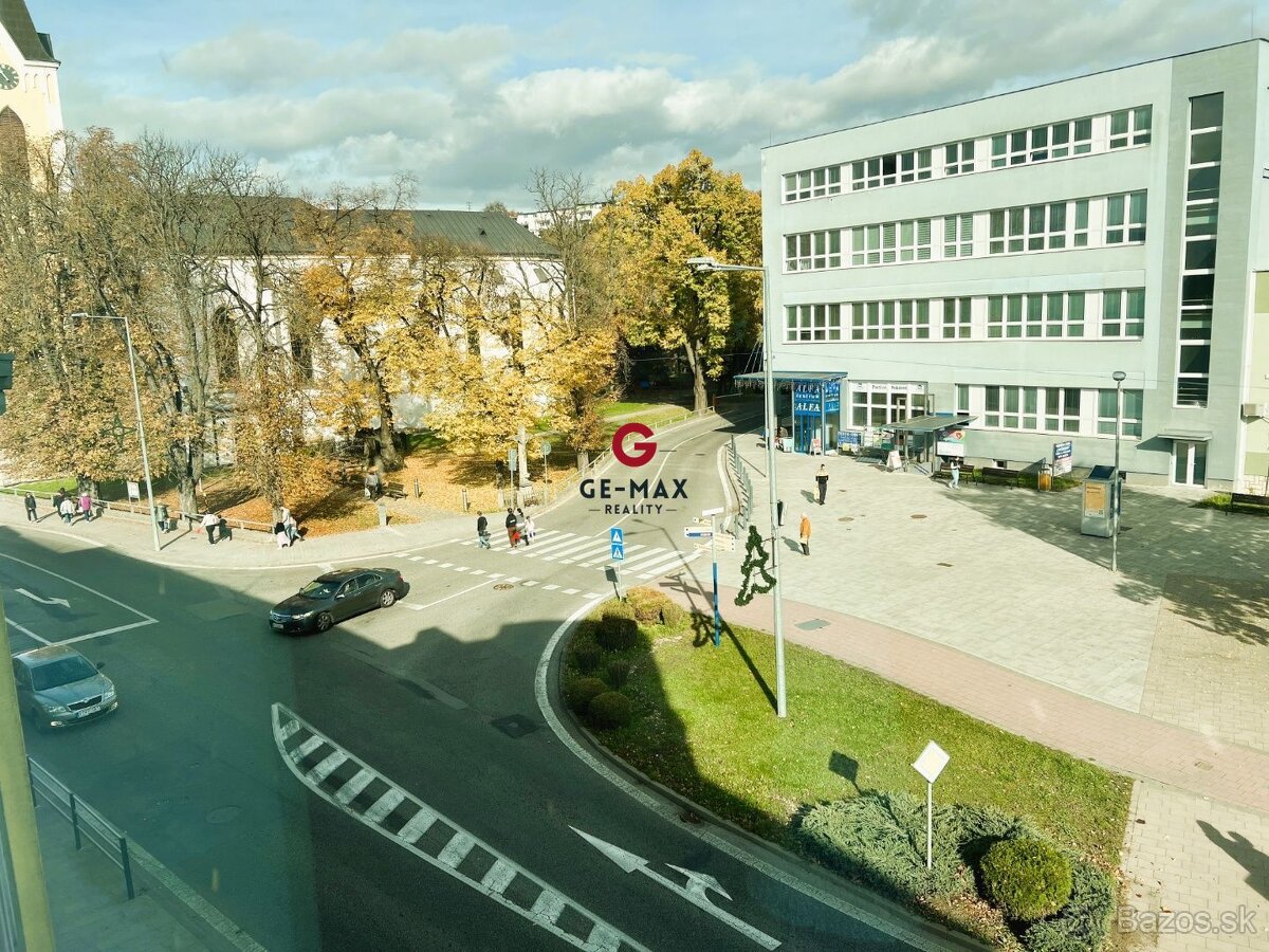 obchodný priestor s ideálnou polohou v centre mesta Vranov n