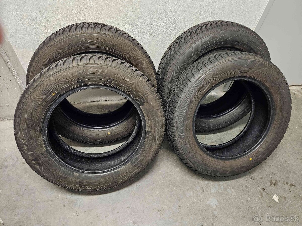 Predám zimné pneumatikami "M+S" 215/65R17