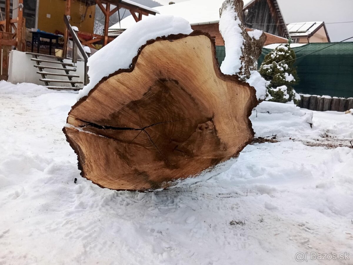 Predám orechové drevo