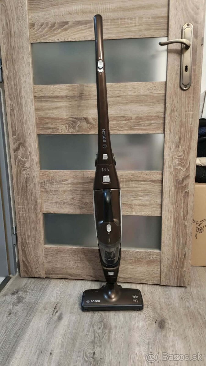 Bosch 2v1 vysávač