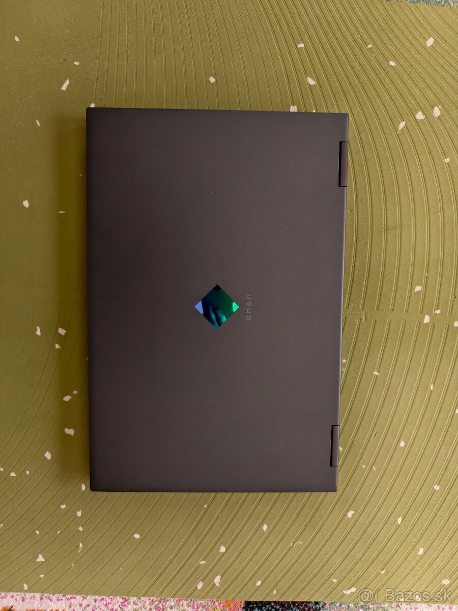 HP Omen 15
