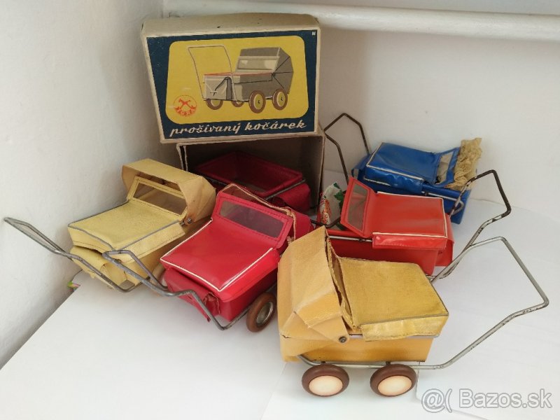 Kocik babiky babika retro stare stara hračka hračky