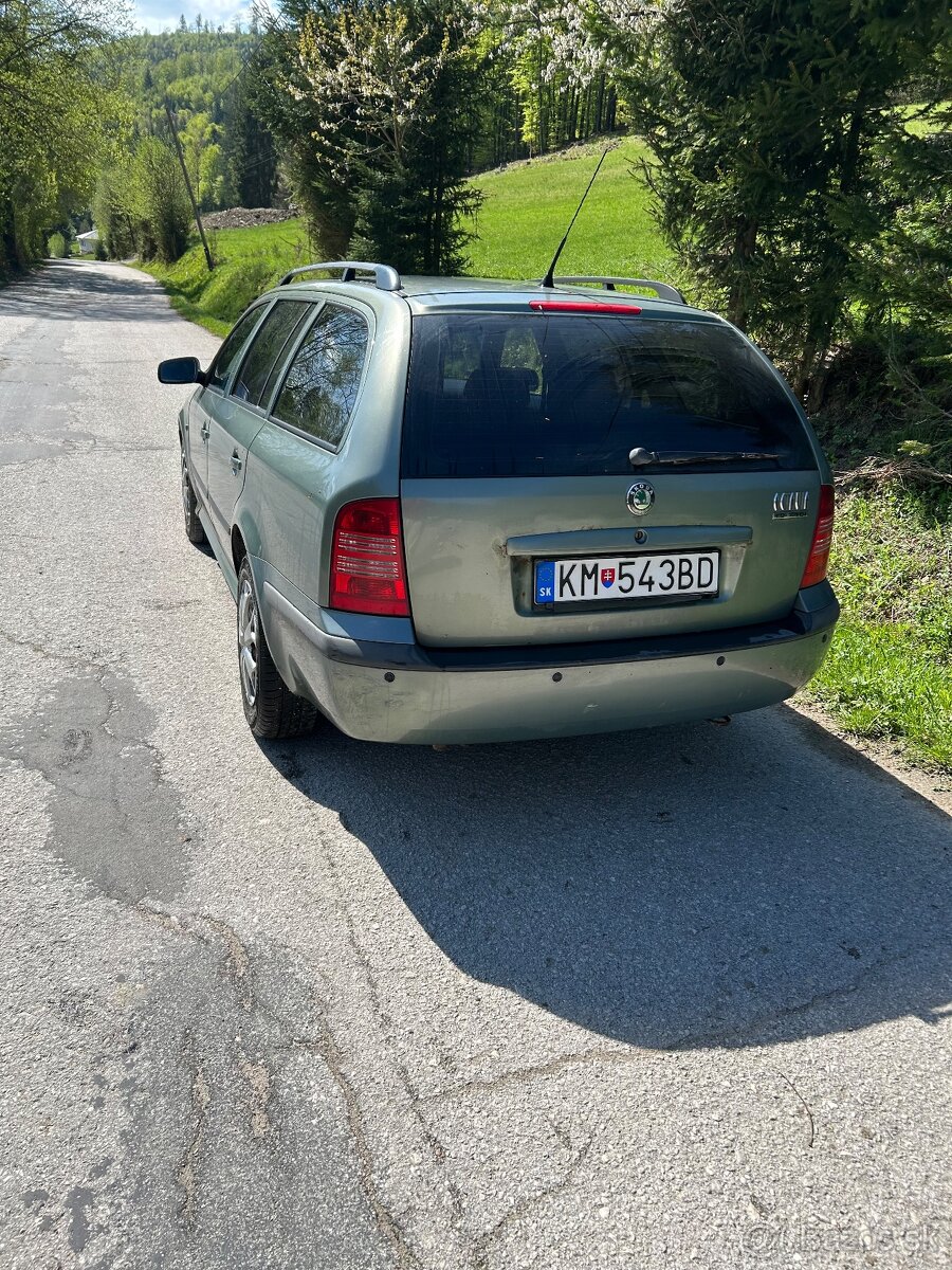 Škoda octavia 1