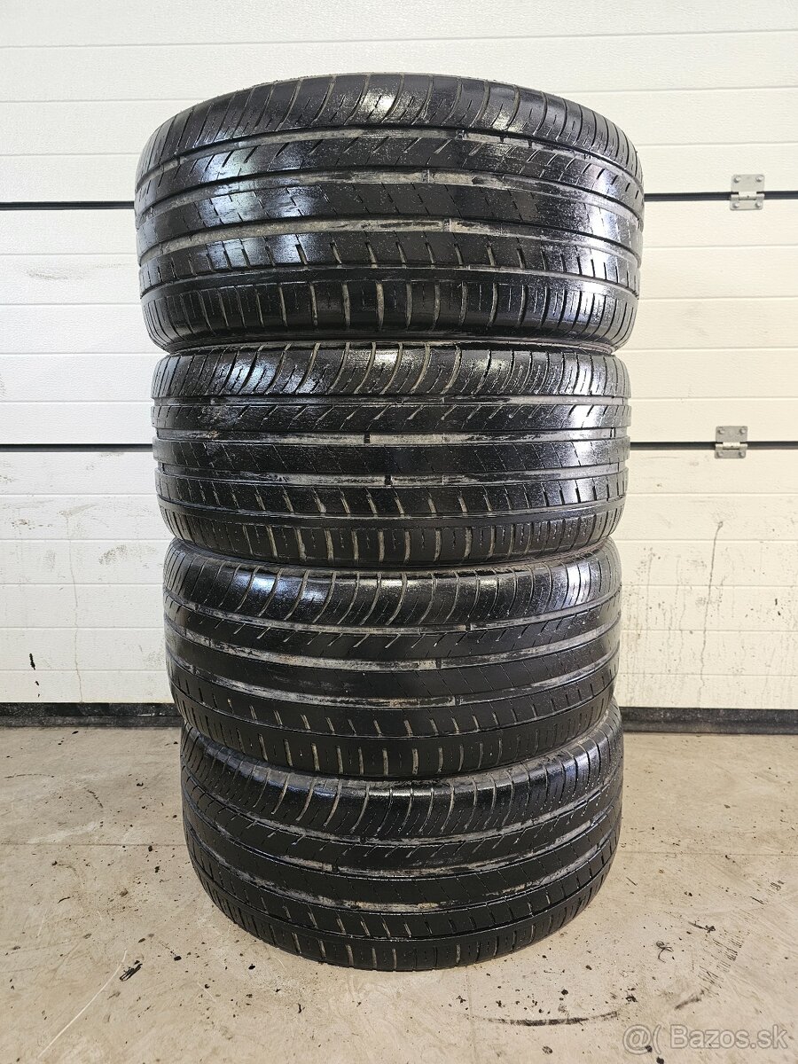 Letné Pneu 275/45 R20