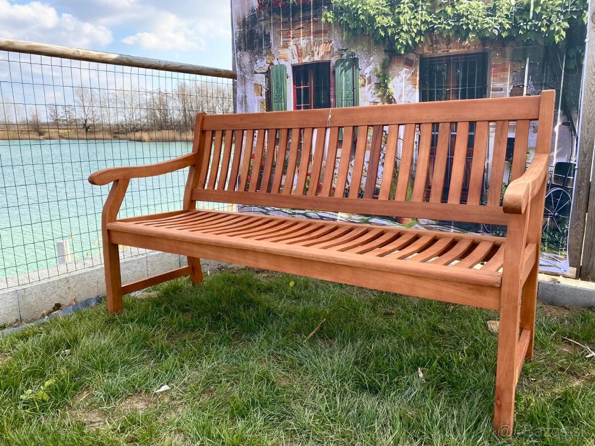 Masívna lavica New Jersey 3 miestna