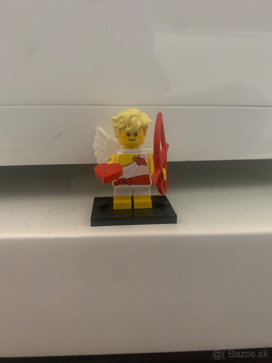 Lego minifigúrky 27. série