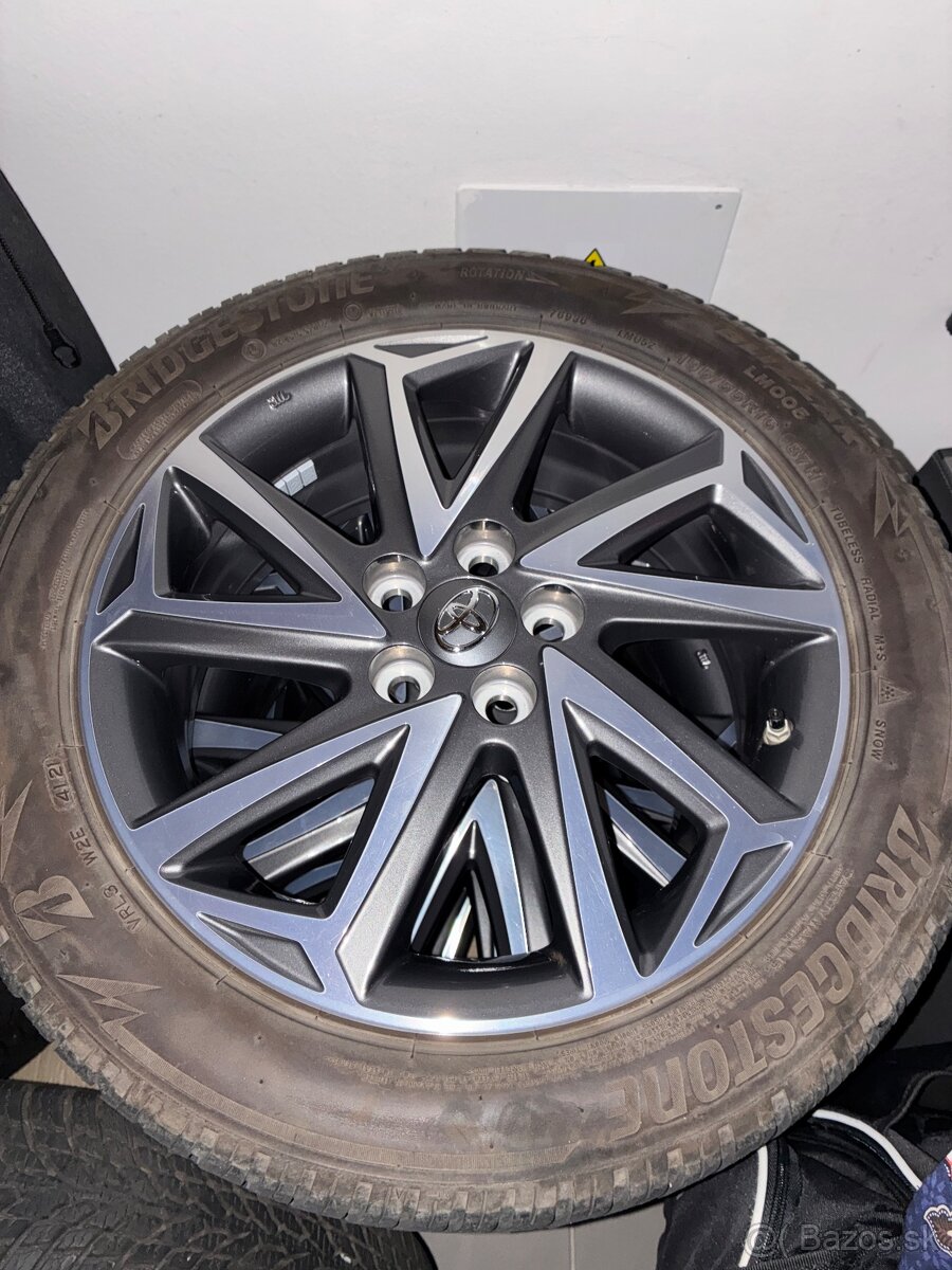 Orig.kola Toyota Yaris(aktuální model)+bonus koberce