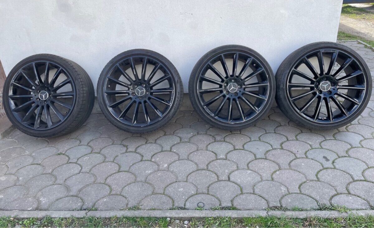 Elektróny AMG