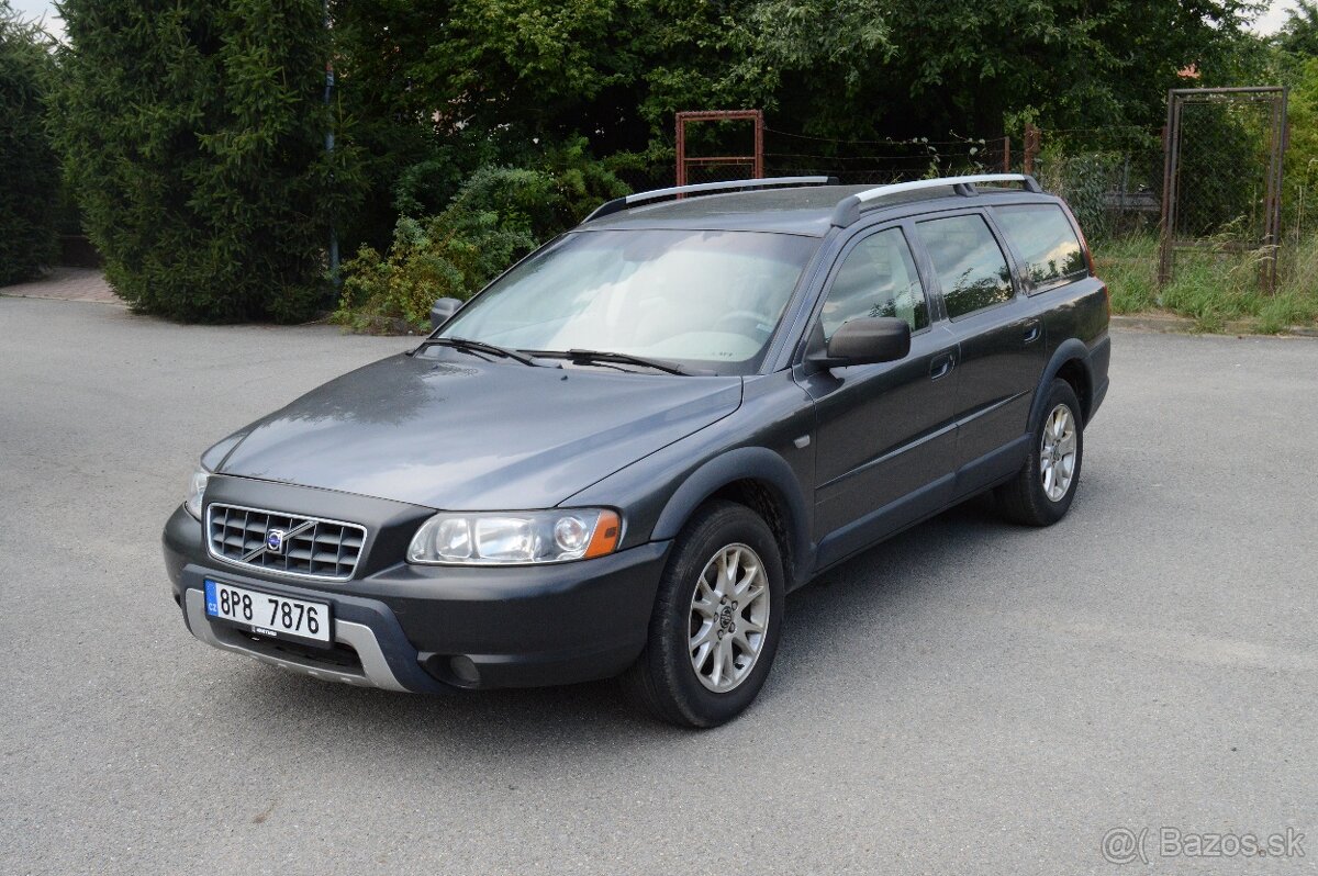 Volvo XC70 D5 136kw, 4x4, ťažné 1800kg