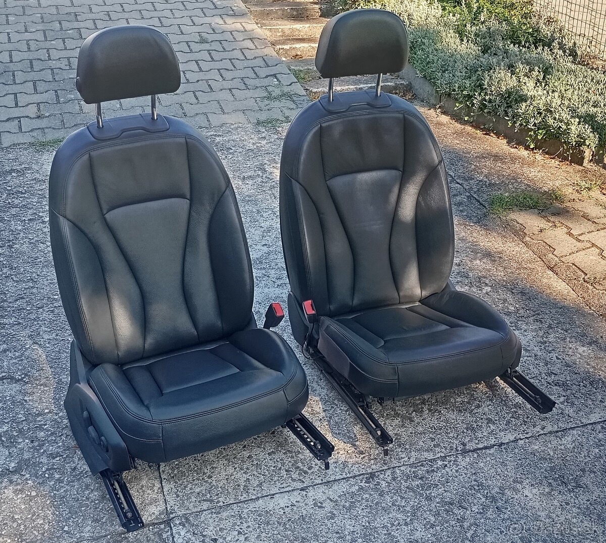 Kožené sedačky Audi