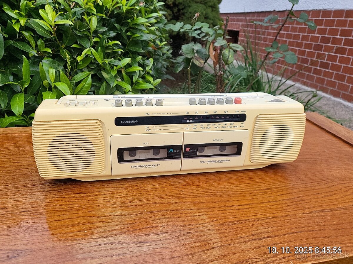 Samsung radiomagnetofon