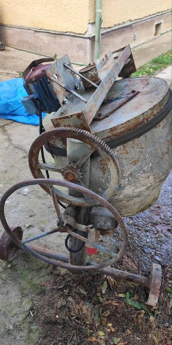 Stavebná miešačka