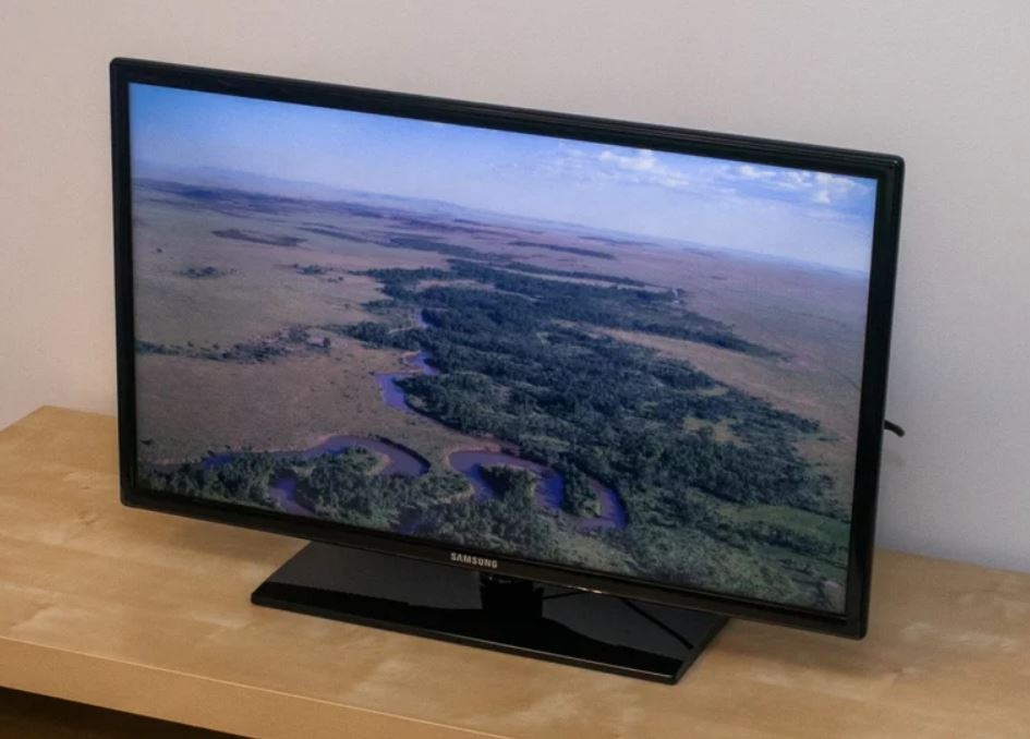 LED TV Samsung 32" 82 cm