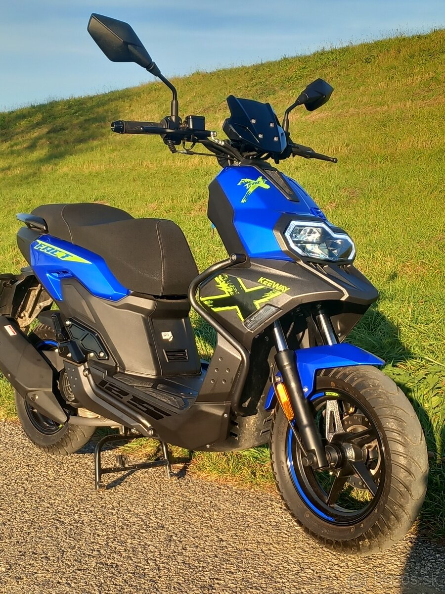 Skúter Keeway X Fact 125cm