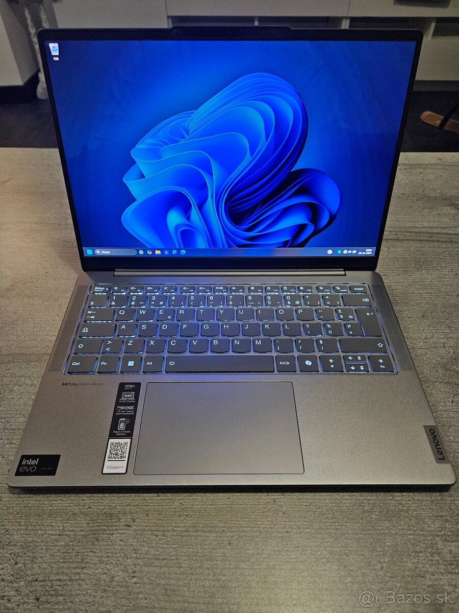 Lenovo Yoga Slim 7 14IMH9 - Intel Ultra / 32GB / 1TB / OLED