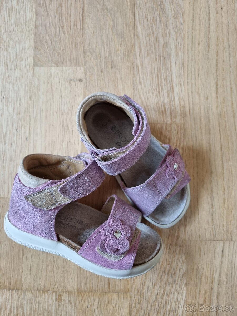 Sandalky protetika 25