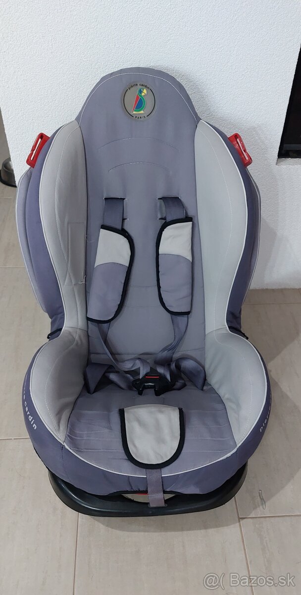 Autosedačka Pierre Cardin