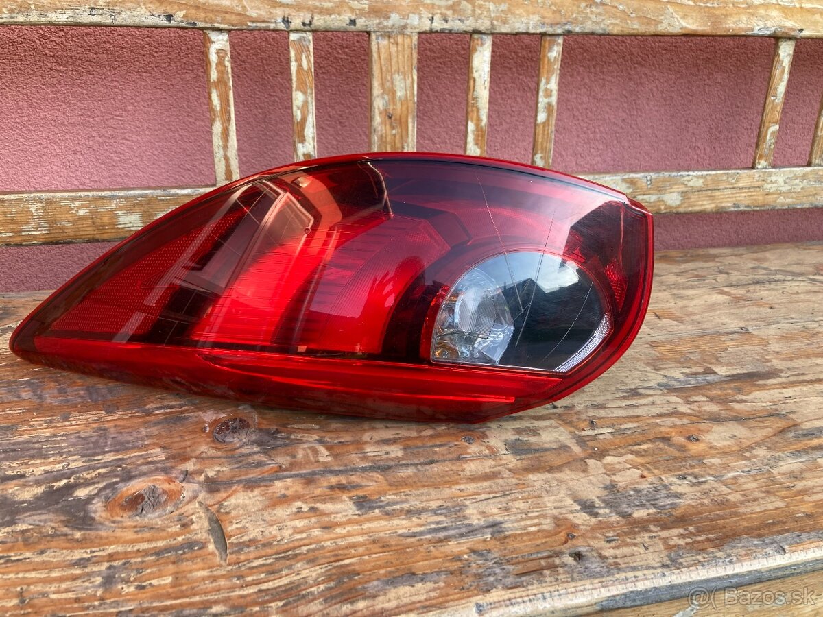 Svetlo Mazda cx5