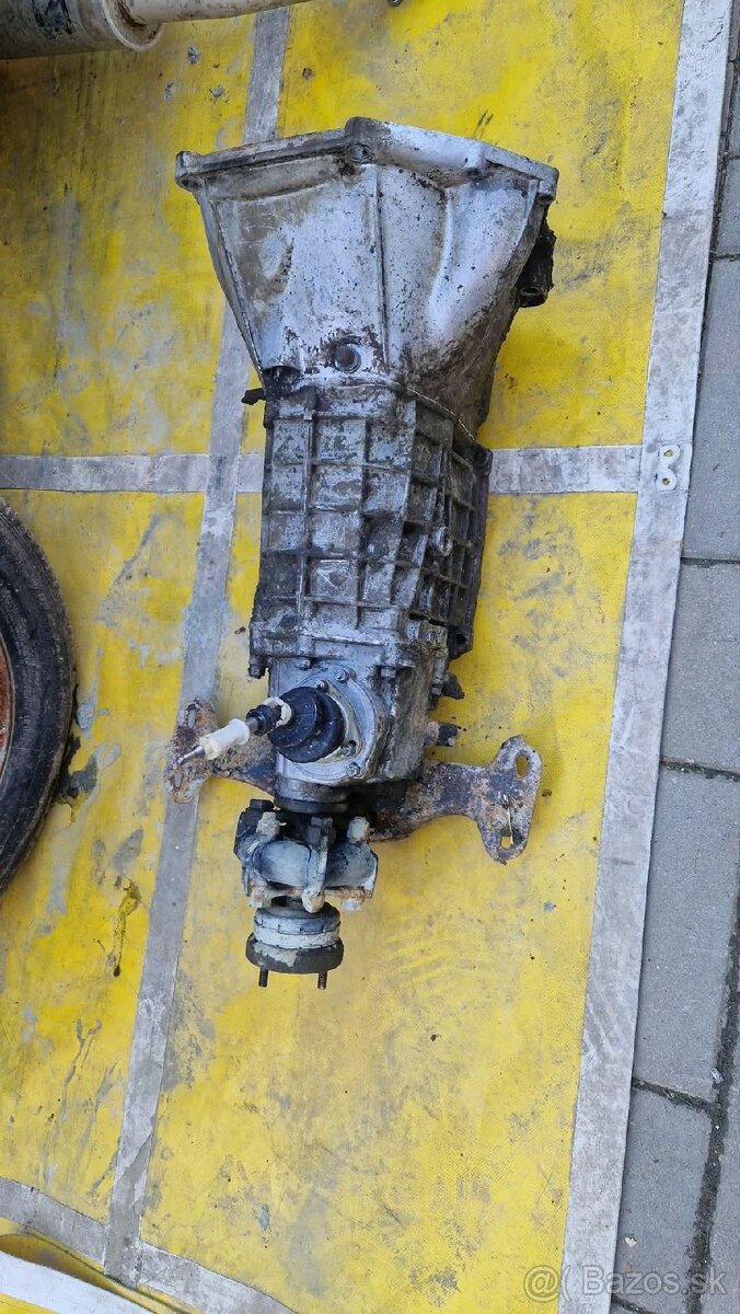 Lada niva 5 stupňová prevodovka a prídavná.