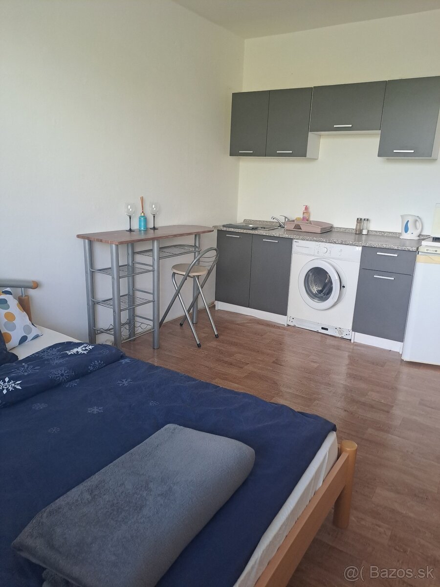 Garzonka Chrenova Nitra prenajom