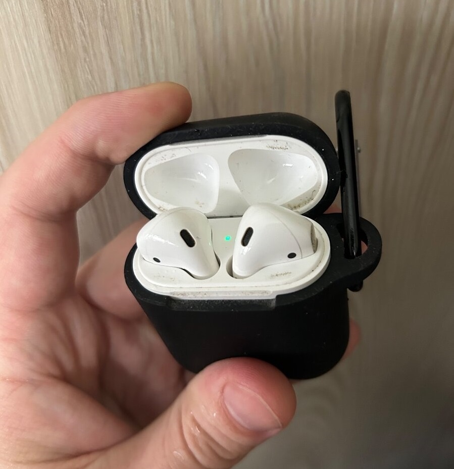 airpods 2019 lacno predám