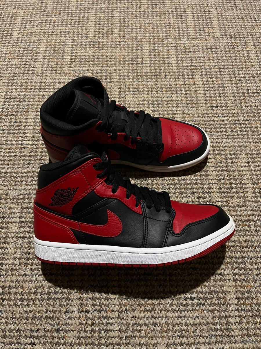 Nike Air Jordan 1 Mid