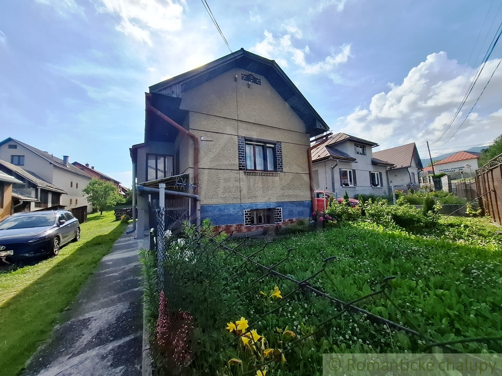 Menší domček s pekným dvorom Polomka