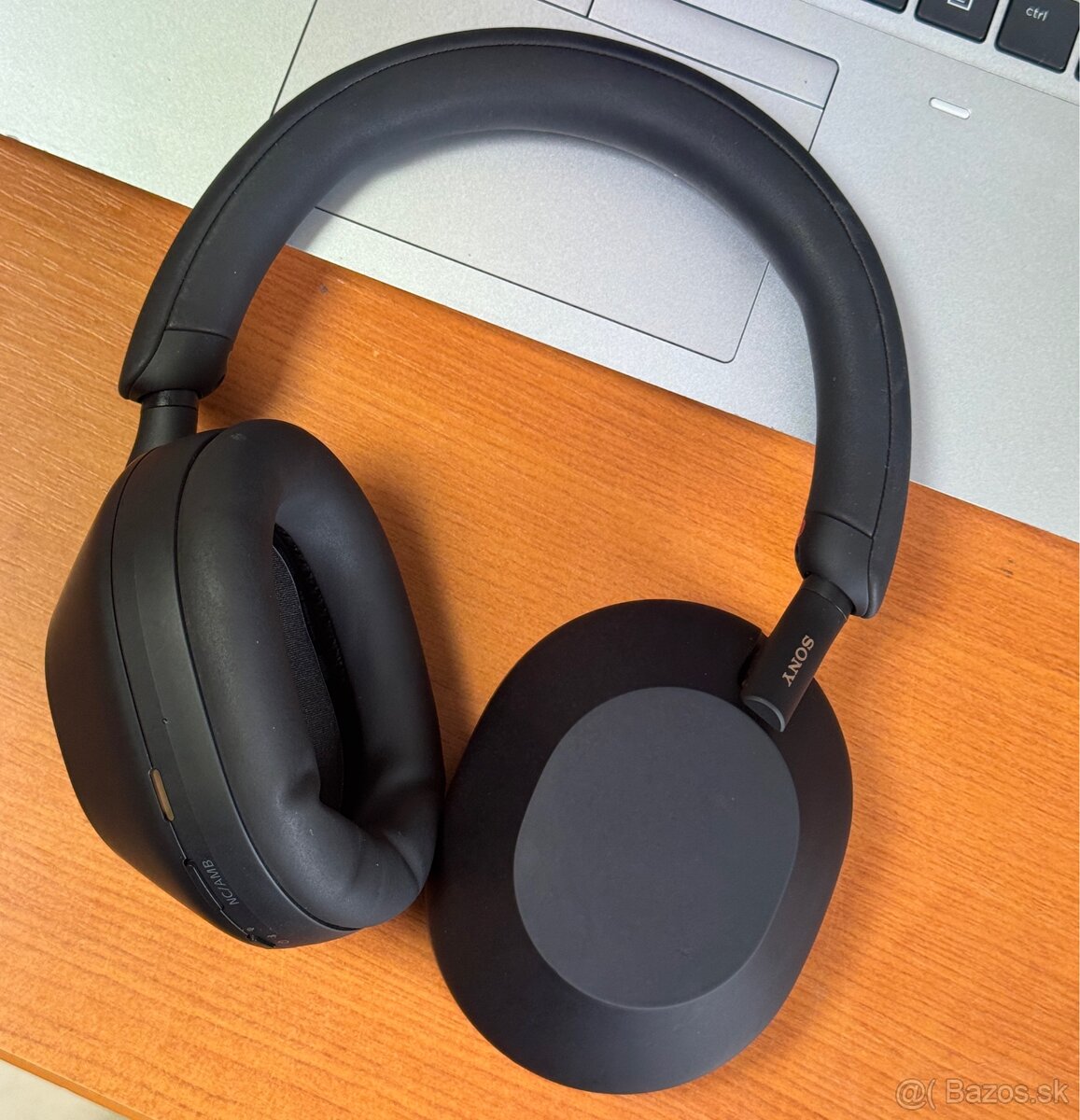 Sony WH-1000XM5 Black - bez poškodenia