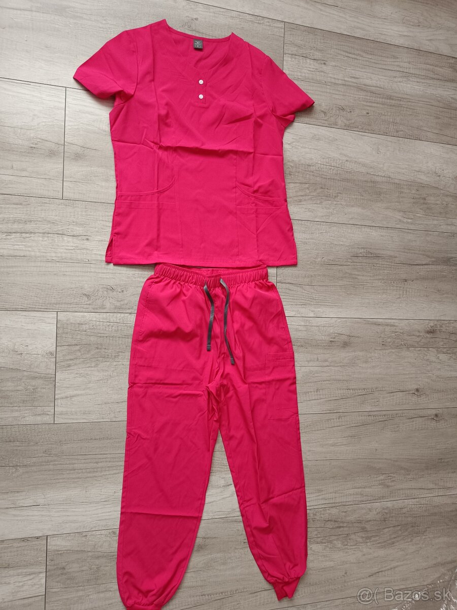 Predam Zdravotnícke oblečenie veľkosť S