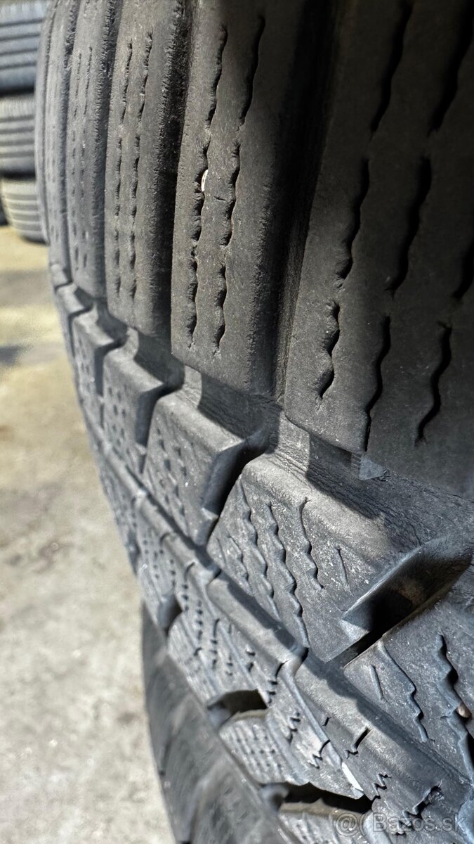 Dve zimne pneumatiky 255/55R19 Continental Winter Contacz