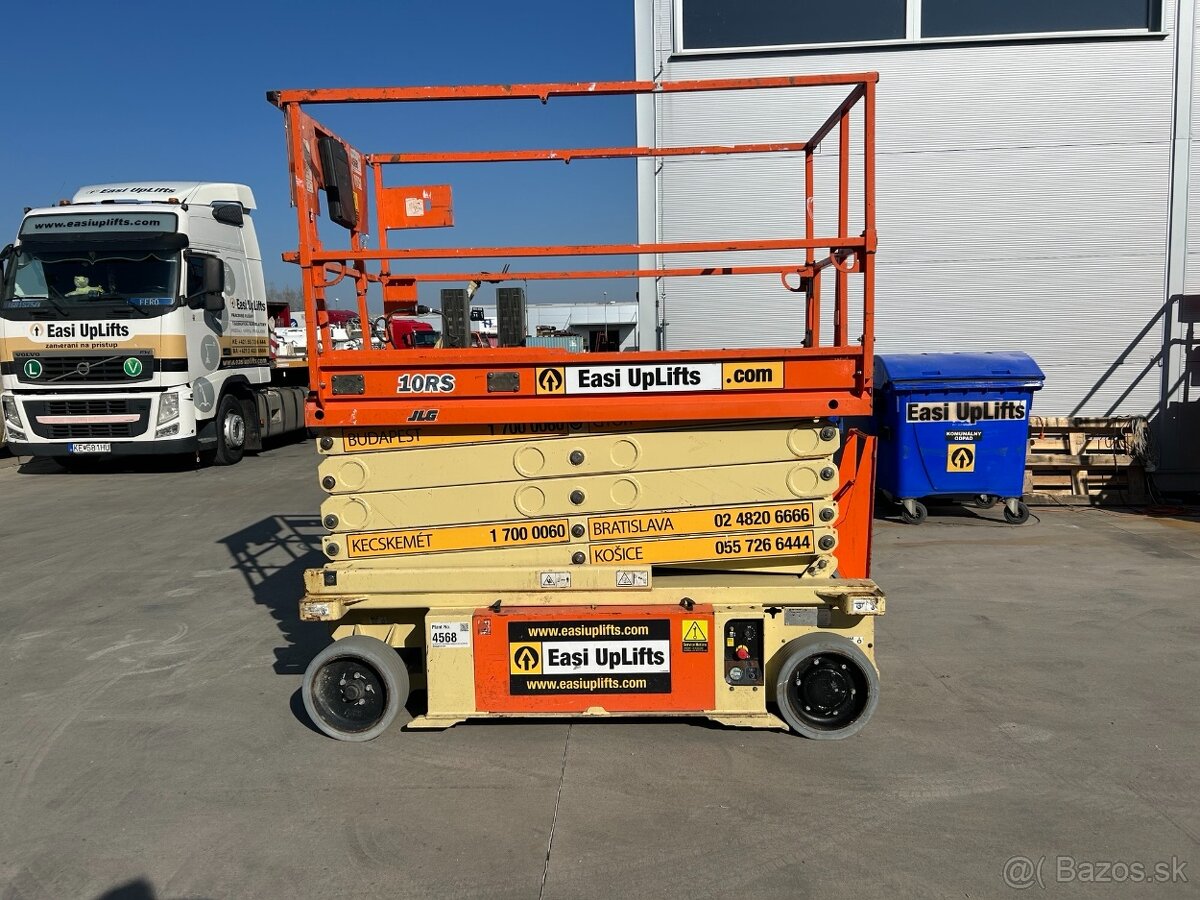 Nožnicová pracovná plošina batériová Genie JLG 10RS