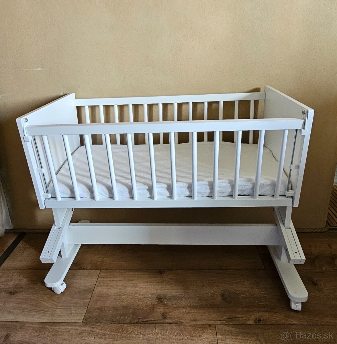 Detská postieľka/kolíska s matracom/3 ks poťahy a 1ks chráni