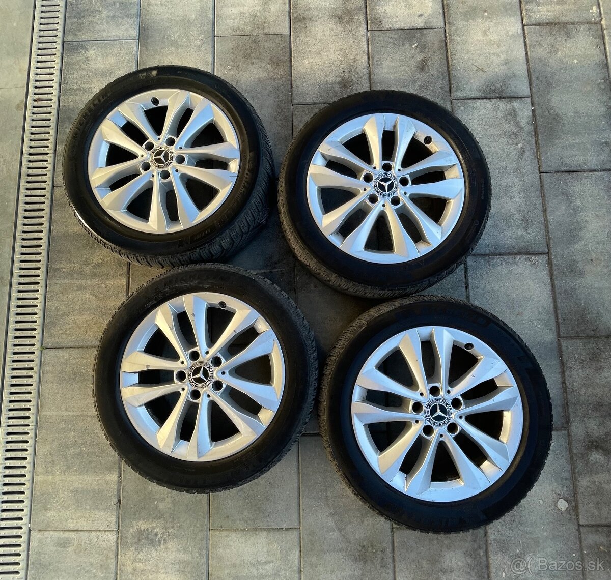 Predám originálne hliníkové disky Mercedes 17”+ zimne pneu