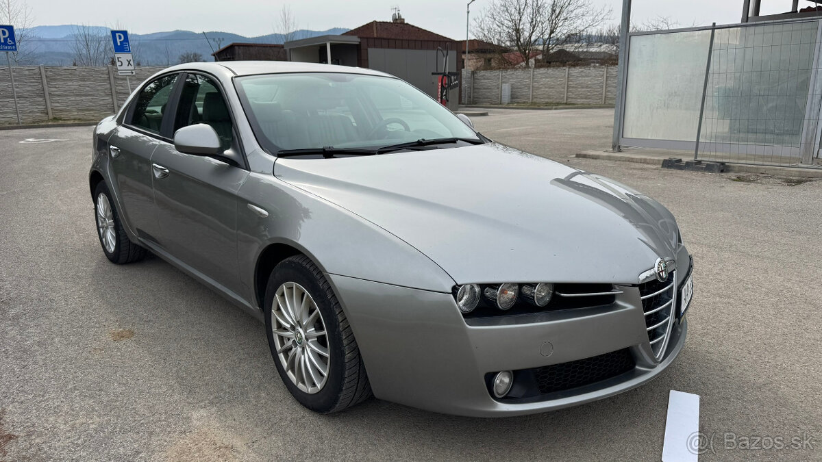 Alfa Romeo 159 1.9 JTD Medium