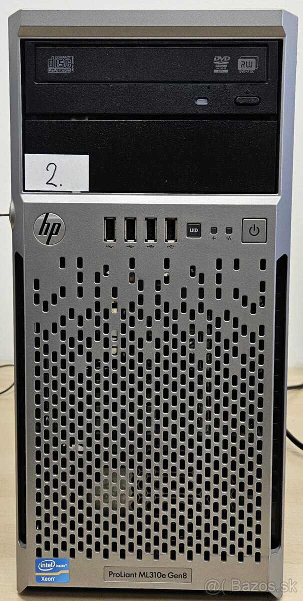 HP proliant  ML310e G8