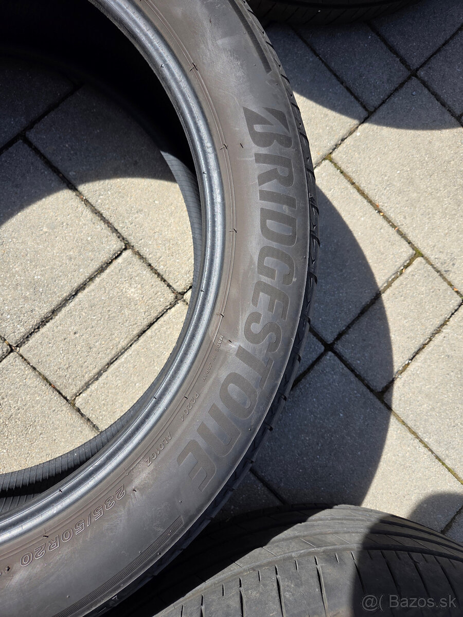 Predám BRIDGESTONE ALENZA 235/50R20