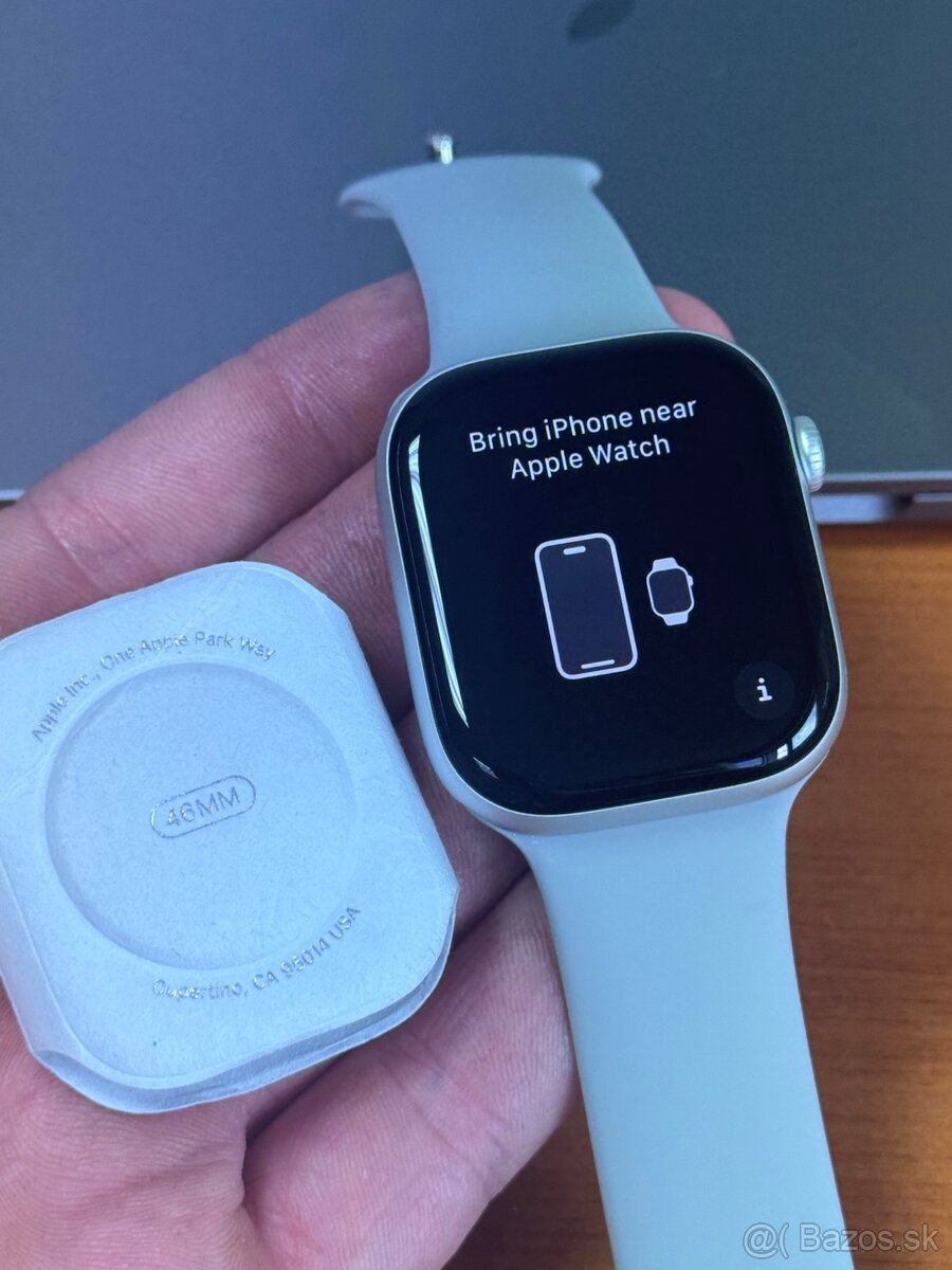 Apple Watch 10 46mm GPS Jet Black - nové rok záruka