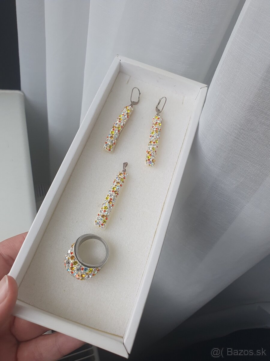 Sada so Swarovski krystalmi
